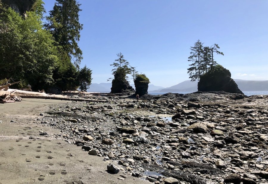 The start of the boulder section of the beach route from Owen Point to Thrasher Cove, West Coast Trail