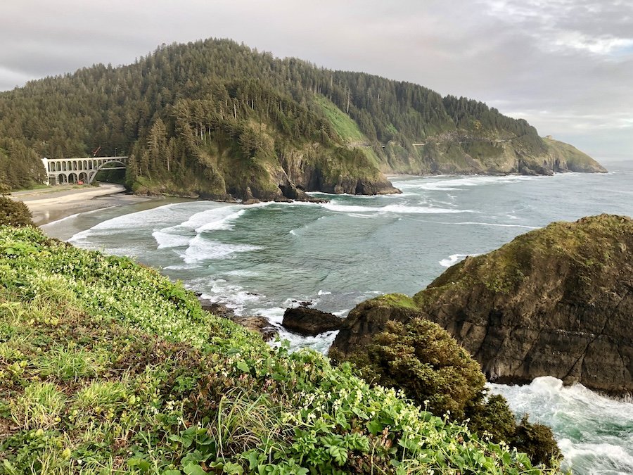 Heceta Head Lighthouse Viewpoint Beach View from Lighthouse